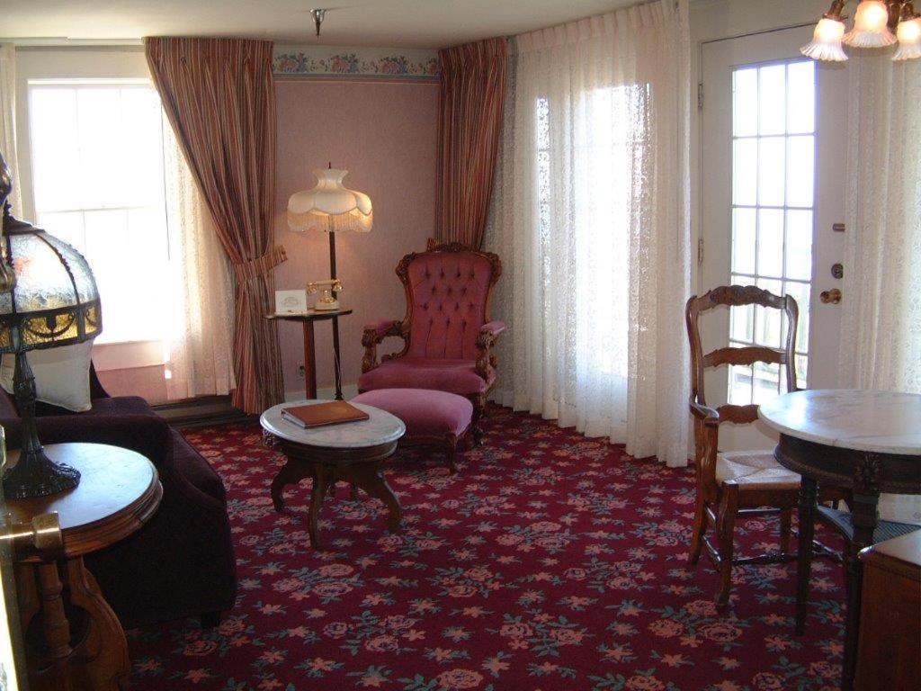 Mendocino Hotel & Garden Екстер'єр фото